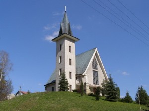 Pomocniczy Kościół Parafii Królówka – Kościół pod wezwaniem Miłosierdzia Bożego w Cichawce
